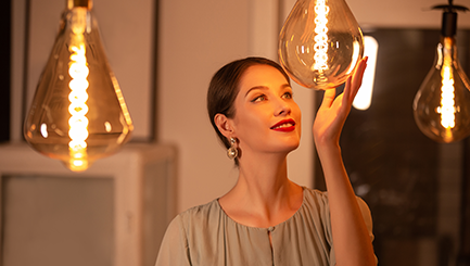 Quali sono le caratteristiche di sviluppo del mercato delle lampadine intelligenti?